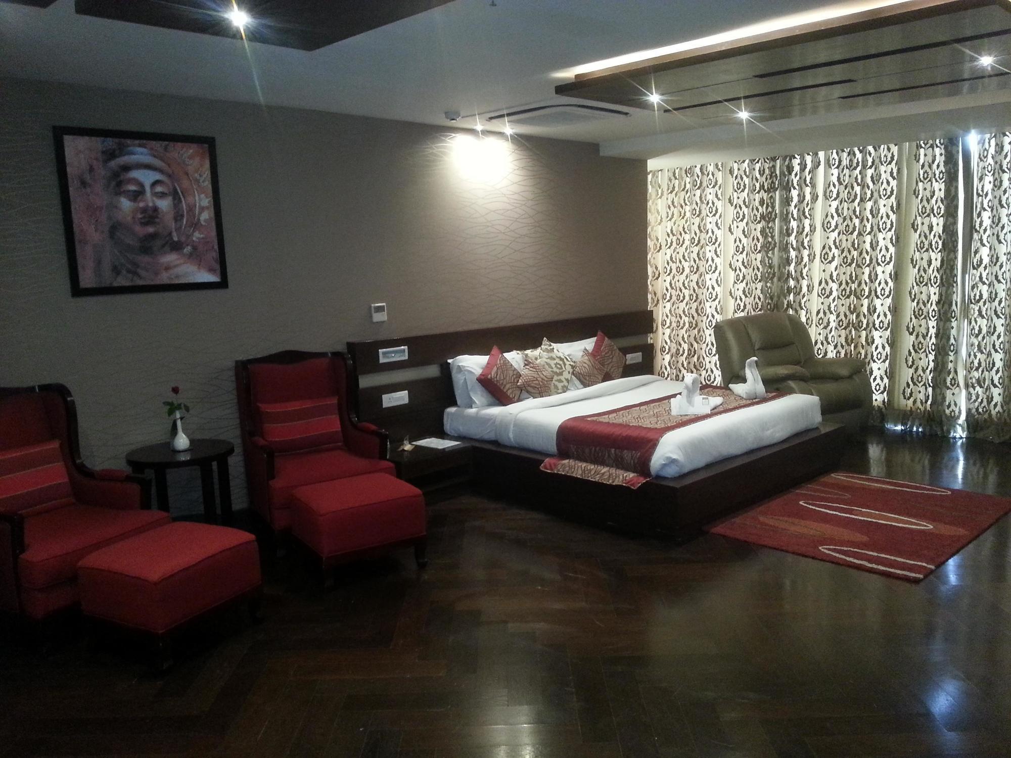 Hotel One Earth Avaas à Amritsar Extérieur photo
