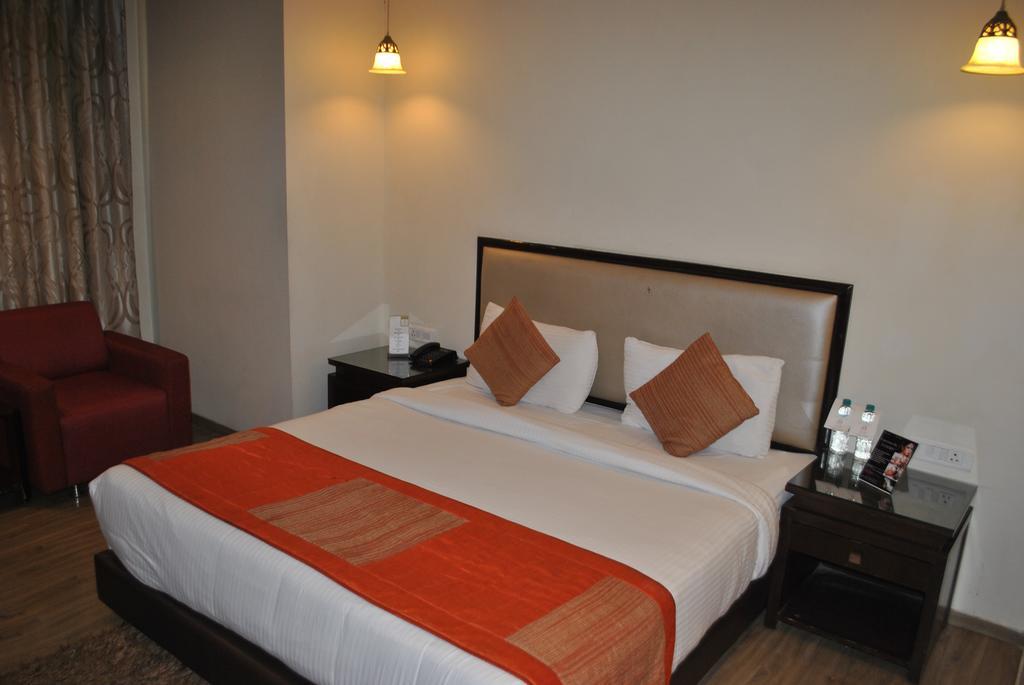 Hotel One Earth Avaas à Amritsar Extérieur photo